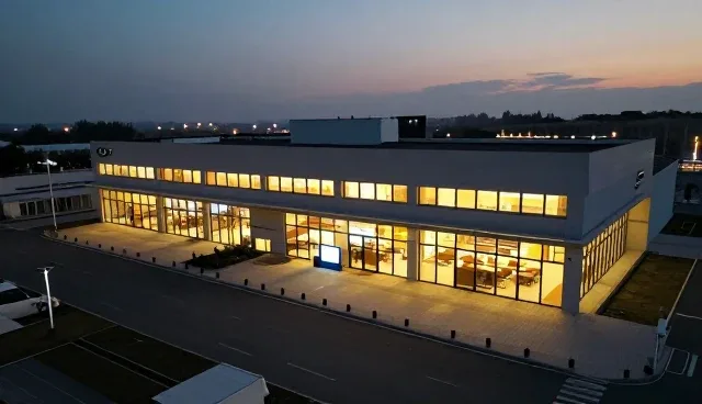 信息维护服务在企业黄页中的性能优化与适用场景